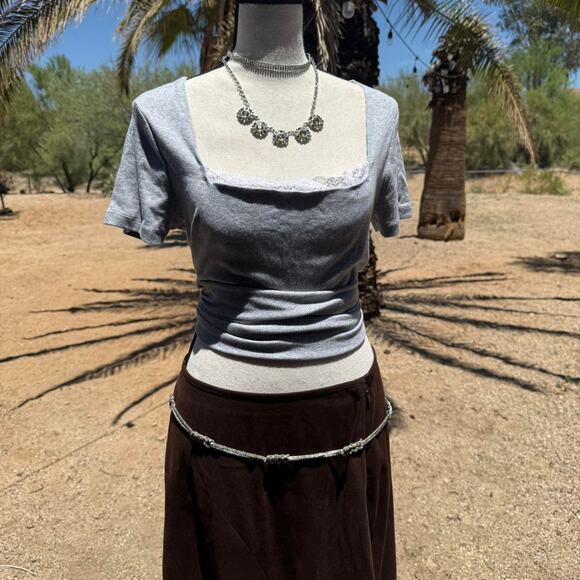 Reworked banana republic square - Picture 3 of 8